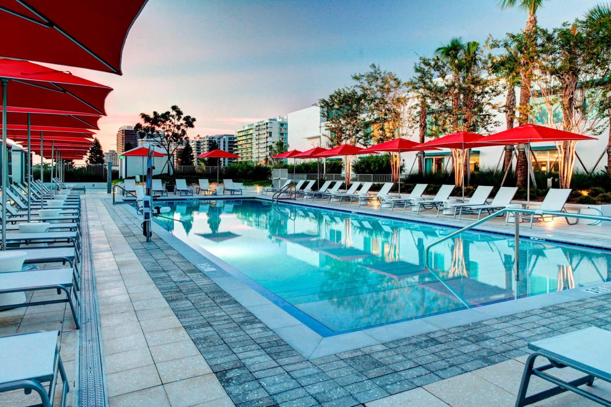 Residence Inn By Marriott Miami Beach Surfside Zewnętrze zdjęcie