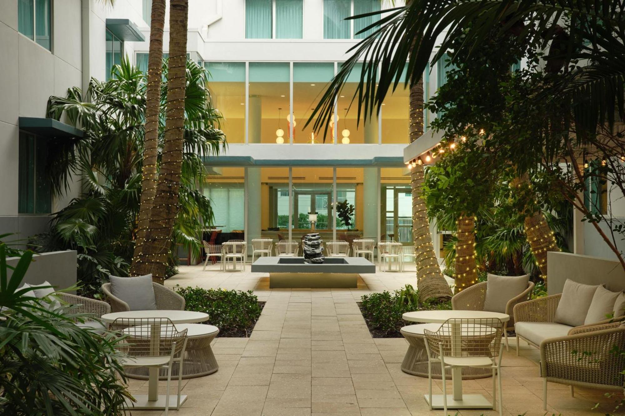 Residence Inn By Marriott Miami Beach Surfside Zewnętrze zdjęcie