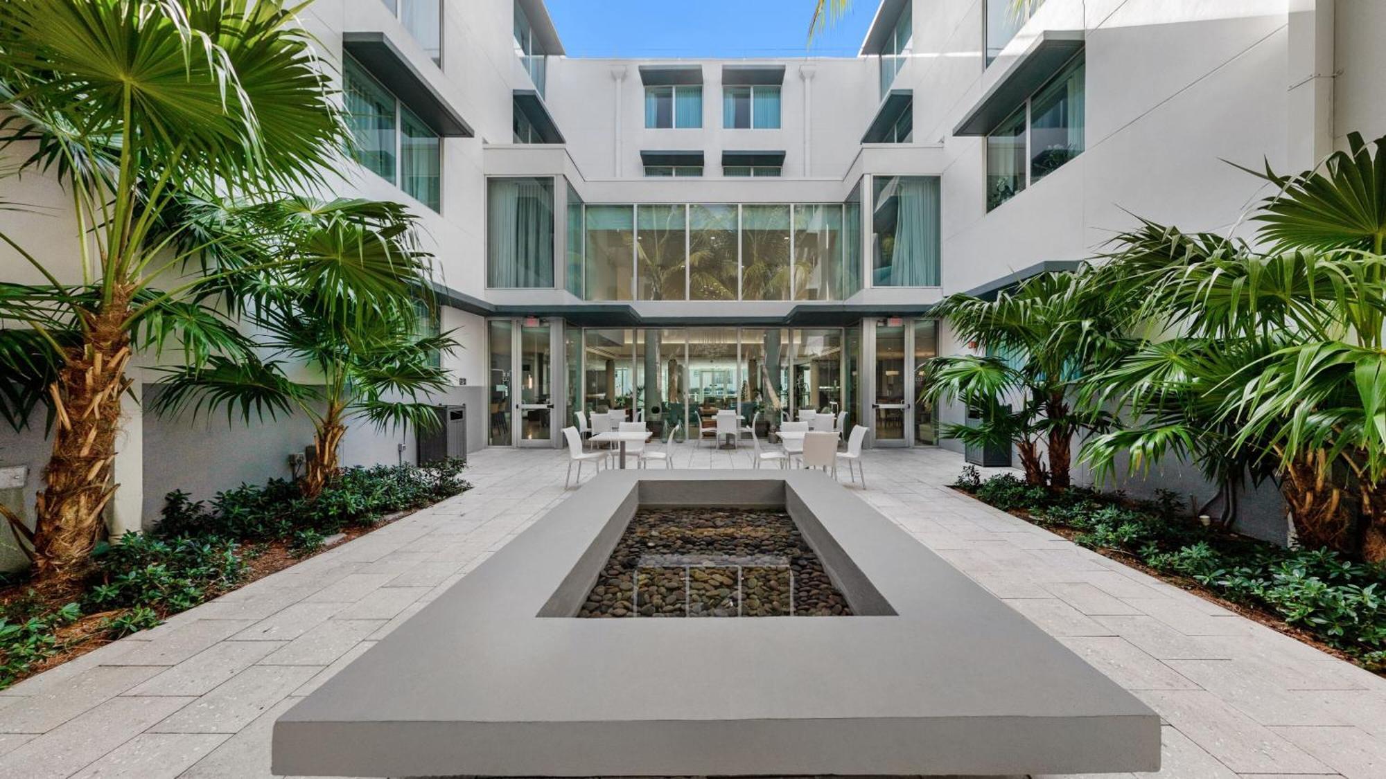 Residence Inn By Marriott Miami Beach Surfside Zewnętrze zdjęcie